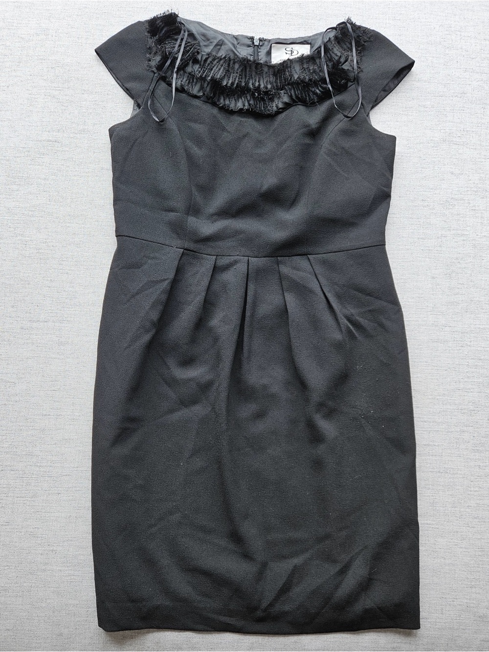 SD Collection Black Cap-Sleeve Midi Dress with Fringe Neckline